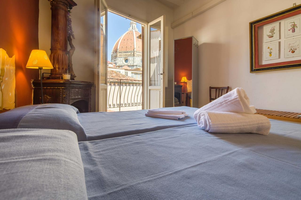 Typical Florentine Apartment Firenze Bagian luar foto