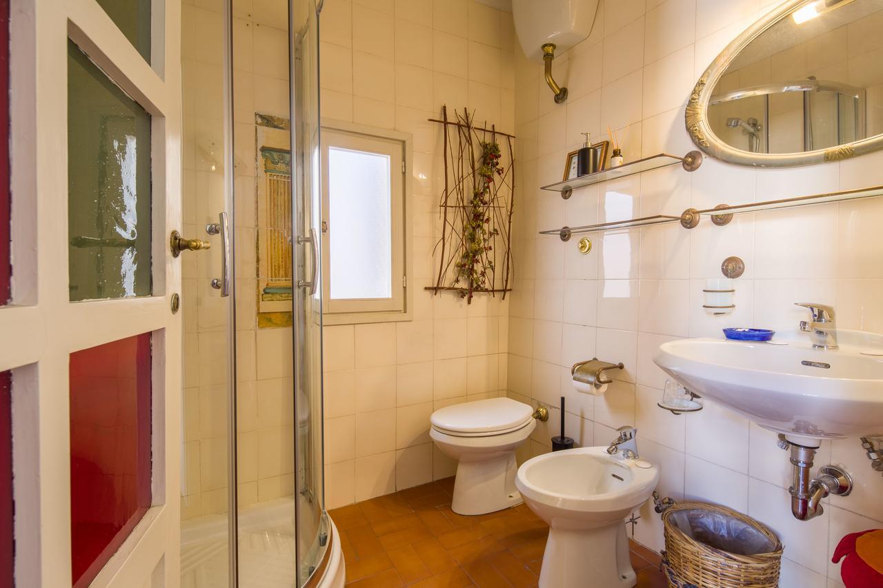 Typical Florentine Apartment Firenze Bagian luar foto