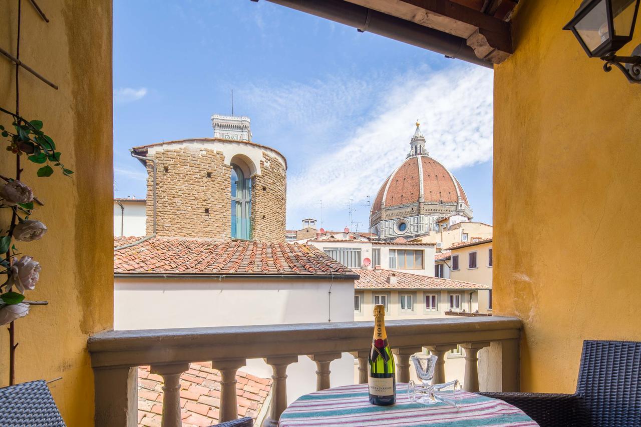 Typical Florentine Apartment Firenze Bagian luar foto